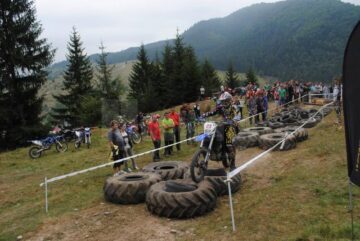 Prima ediție a Bucovina Enduro a avut loc în 2013 în munții de la Prisaca Dornei și Câmpulung Moldovenesc