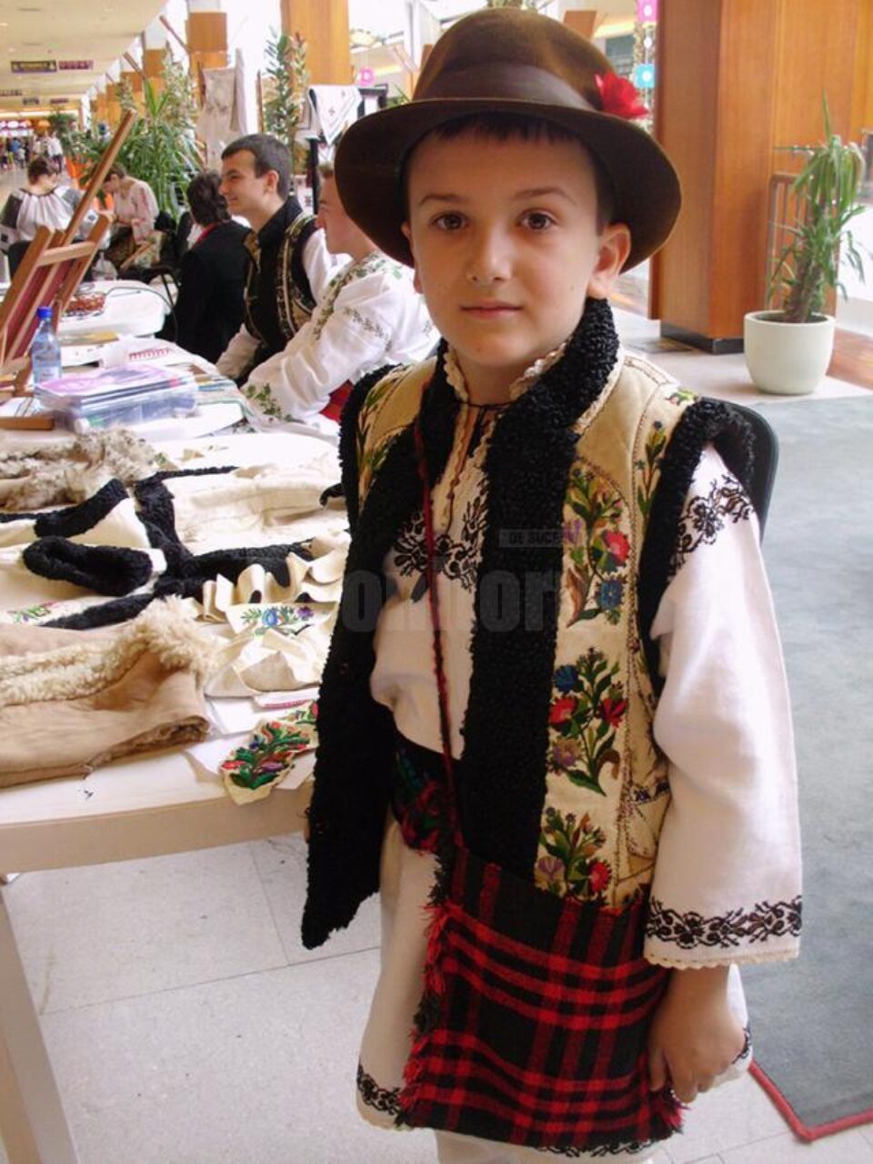 Andrei Botez are 9 ani și este la a patra participare la Olimpiada Națională de meșteșuguri