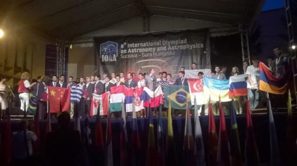 Echipa României a obținut cele mai multe medalii de aur la Olimpiada Internațională de Astronomie și Astrofizică desfășurată la Suceava în perioada 1-11 august a.c.