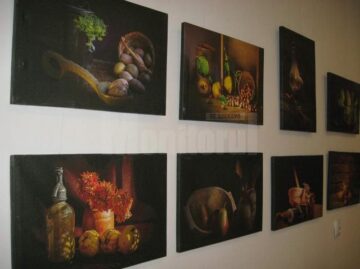 Expoziția de fotografie „Povești în clarobscur”