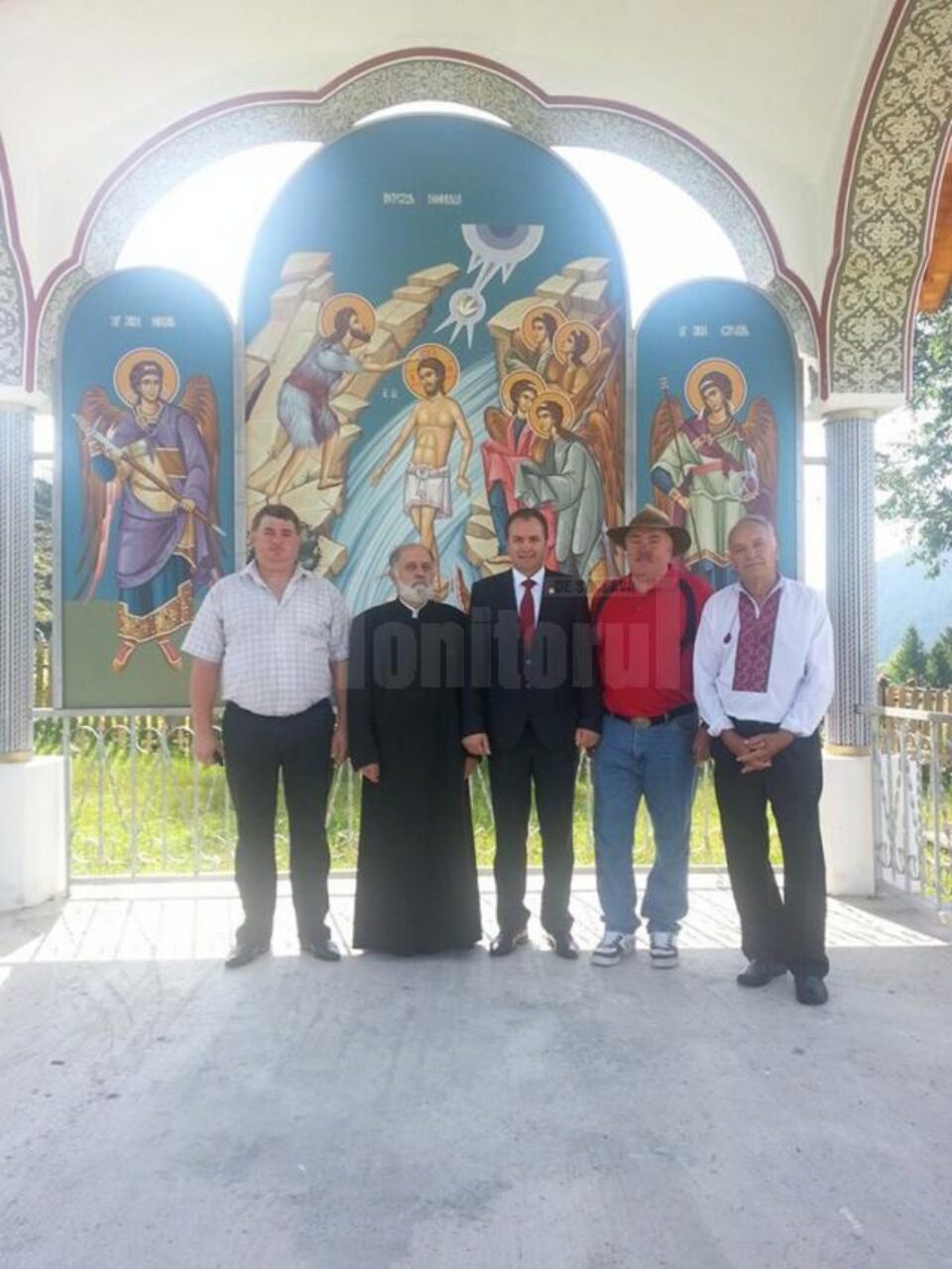 Discuțiile și relațiile cu biserica, un punct important pentru minoritatea ucraineană