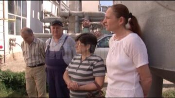 Circa 20 de angajați ai fabricii de seringi Genko Group SA Suceava au venit ieri din concediu, la firmă, pentru a protesta că nu și-au primit salariile de luni de zile