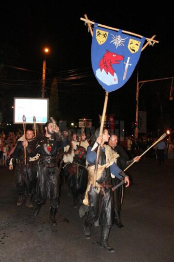 Parada cu făclii a Festivalului de Artă Medievală „Ștefan cel Mare”