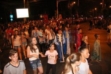 Parada cu făclii a Festivalului de Artă Medievală „Ștefan cel Mare”