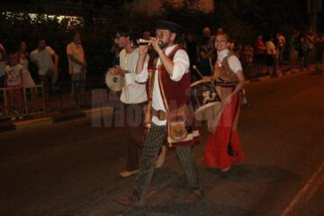 Parada cu făclii a Festivalului de Artă Medievală „Ștefan cel Mare”