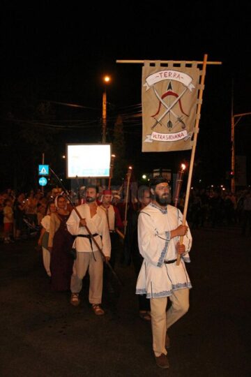 Parada cu făclii a Festivalului de Artă Medievală „Ștefan cel Mare”