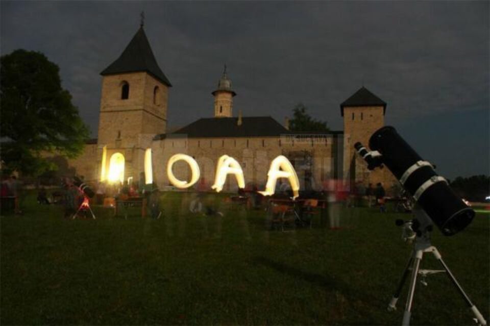 Pentru cei mai mulți dintre voluntari, orele de muncă au alternat cu bucuria de a se simți parte a acestui eveniment