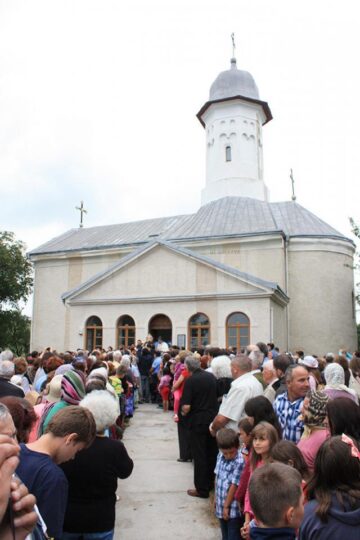 Sute de armeni din întreaga țară și din străinătate au venit la Mănăstirea Hagigadar