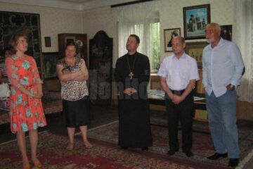 Deschiderea expoziției dedicate Școlii Armenești din Suceava Moment de la sfințirea bucatelor pentru hramul de la Hagigadar