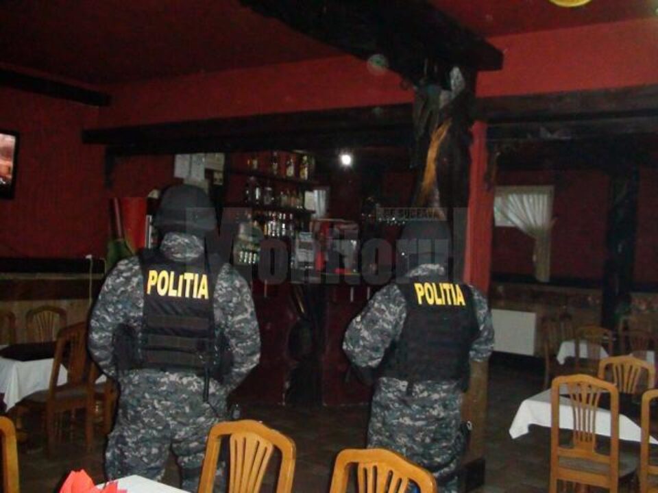 Polițiștii au făcut ieri 10 percheziții domiciliare
