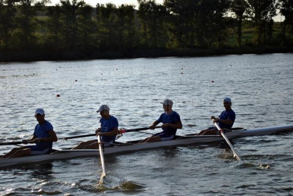 Canotorii din județ au câștigat 12 medalii la naționalele de juniori
