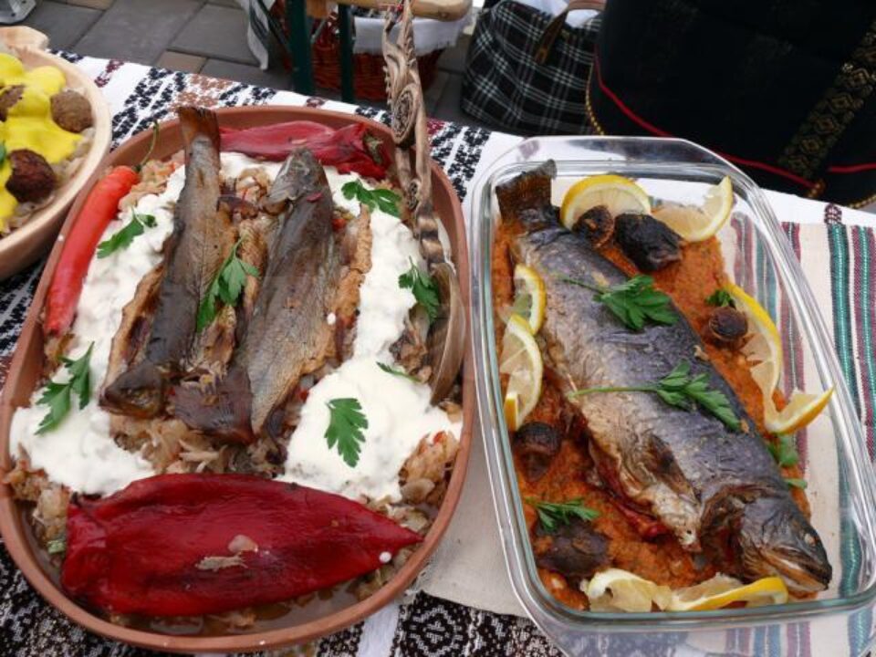Preparate culinare pe bază de păstrăv