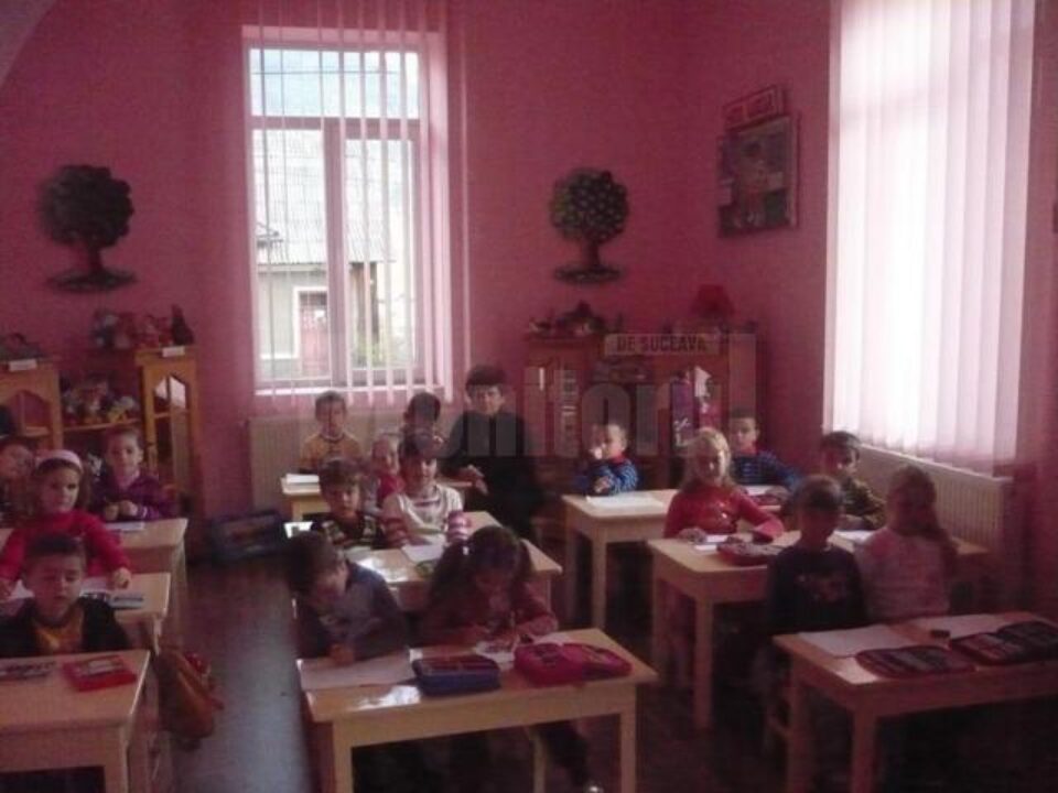 Ministrul Educației: „Învățământul trebuie să fie obligatoriu de la vârsta de 3 ani” Ministrul Educației: „Învățământul trebuie să fie obligatoriu de la vârsta de 3 ani”