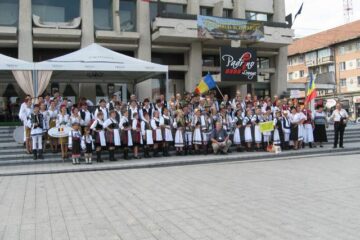 Laureații Festivalului-Concurs de Folclor Bucovinean „Friedrich Schwartz”