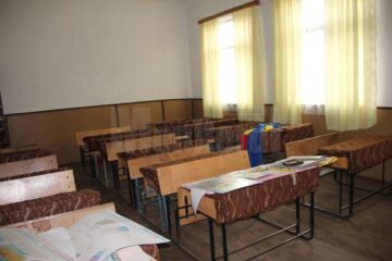 Dintre cele 813 unități de învățământ din județ, doar 266 îndeplinesc condițiile igienico-sanitare cerute de lege