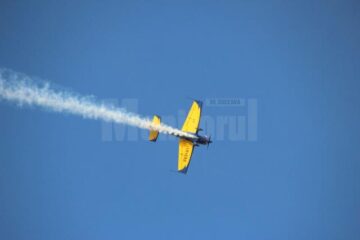 Show aviatic incendiar, la Suceava
