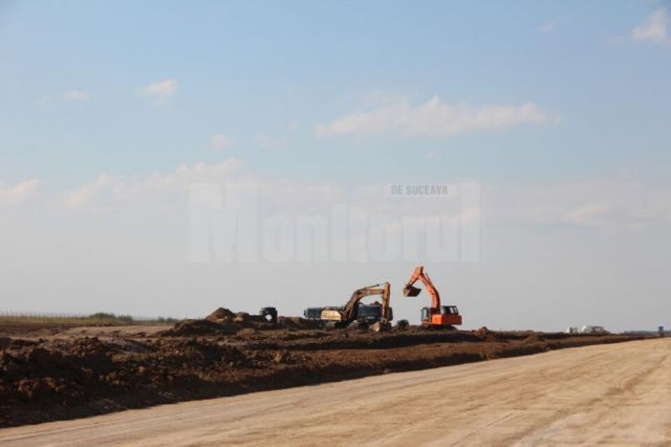 Primul asfalt la Aeroport ar urma să fie turnat în jurul datei de 15 septembrie