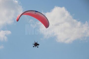 Show aviatic incendiar, la Suceava