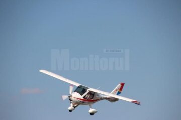 Show aviatic incendiar, la Suceava