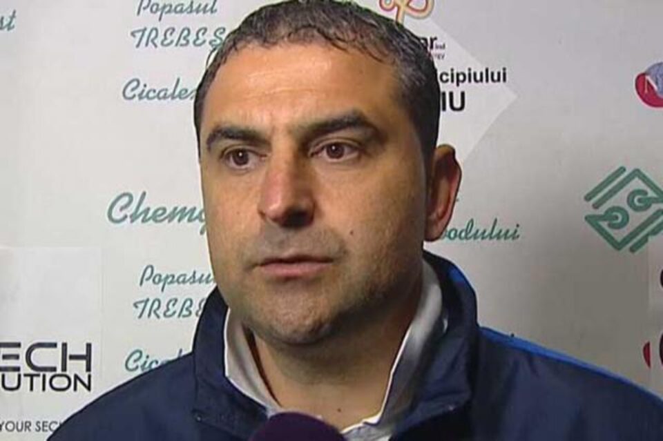 Jerry Gane nu a rezistat decât șase etape pe banca oltenilor