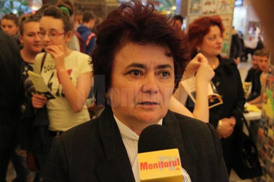 La Colegiul „Al. I. Cuza” Suceava, Domnica Josan a părăsit fotoliul de director după 17 ani