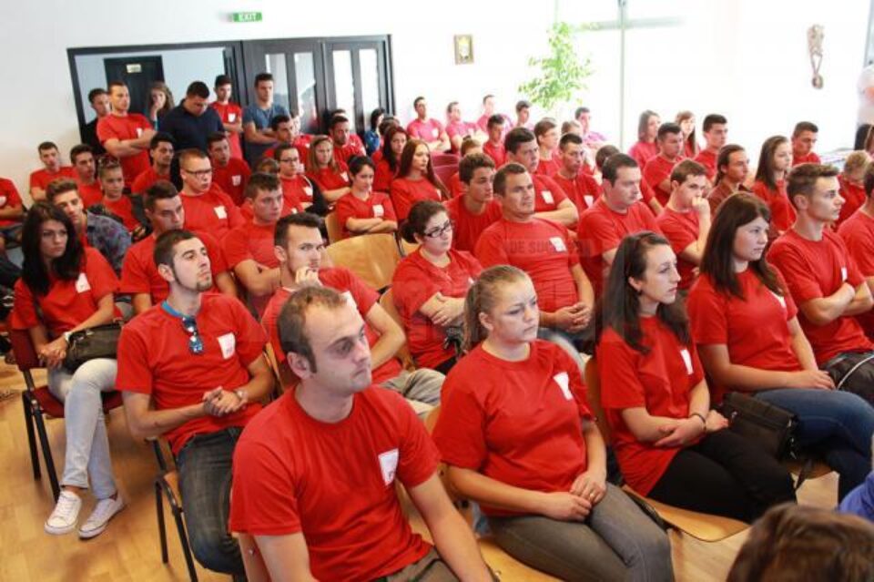 Organizația de tineret a filialei Suceava a PSD (TSD) a organizat, în perioada 5-7 septembrie a.c., Tabăra de Pregătire Politică Organizația de tineret a filialei Suceava a PSD (TSD) a organizat, în perioada 5-7 septembrie a.c., Tabăra de Pregătire Politică