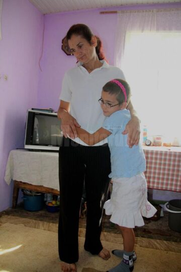 Elena Chelaru (Nuța), în vârstă de 45 de ani, mama celor cinci frați