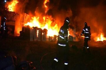 Incendiu apocaliptic la un depozit de anvelope din Rădăuți