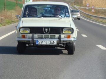 Cele trei mașini ale sucevenilor care au participat la raliul retro de la Chișinău