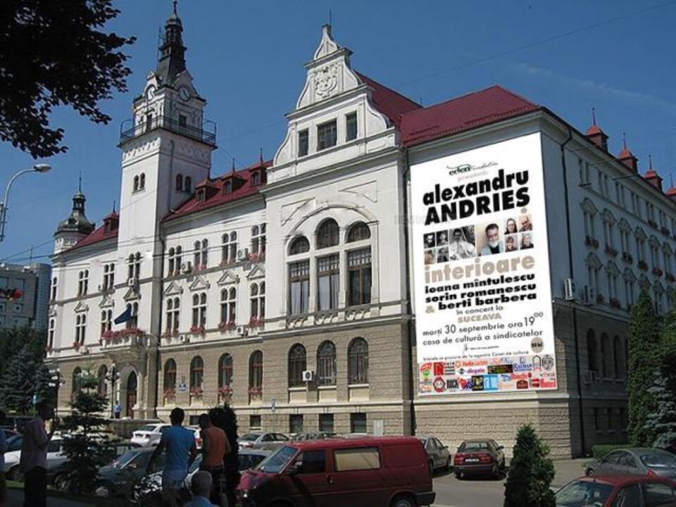 Zece elevi buni la învățătură vor merge gratuit la concertul susținut de artistul Alexandru Andrieș