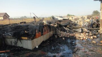 Incendiu apocaliptic la un depozit de anvelope din Rădăuți