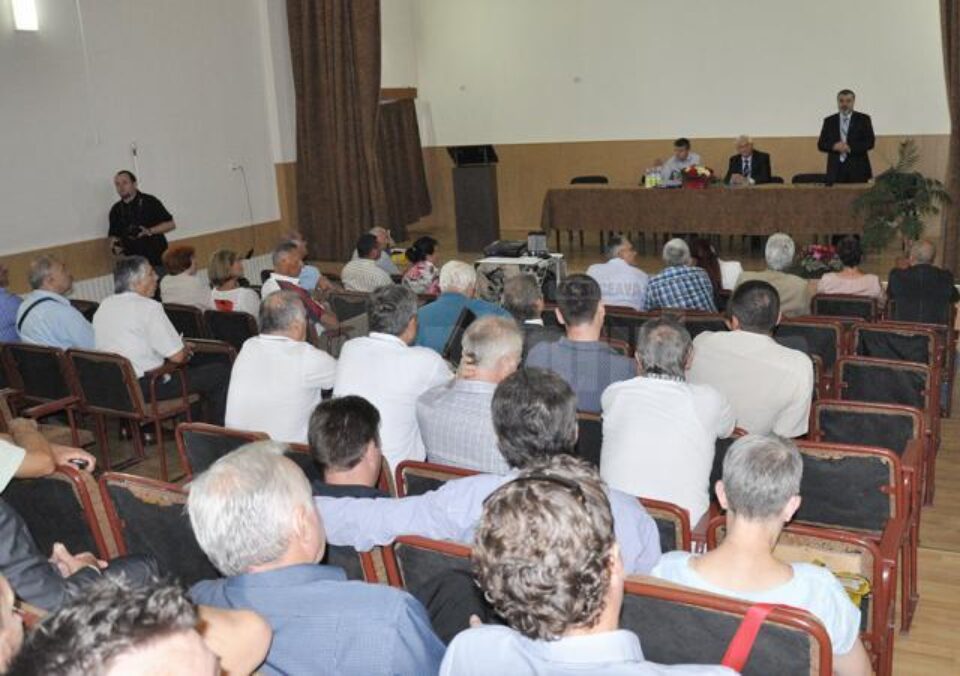 40 de inspectori școlari la Fălticeni la Consfătuirea națională a inspectorilor școlari de educație fizică și sport