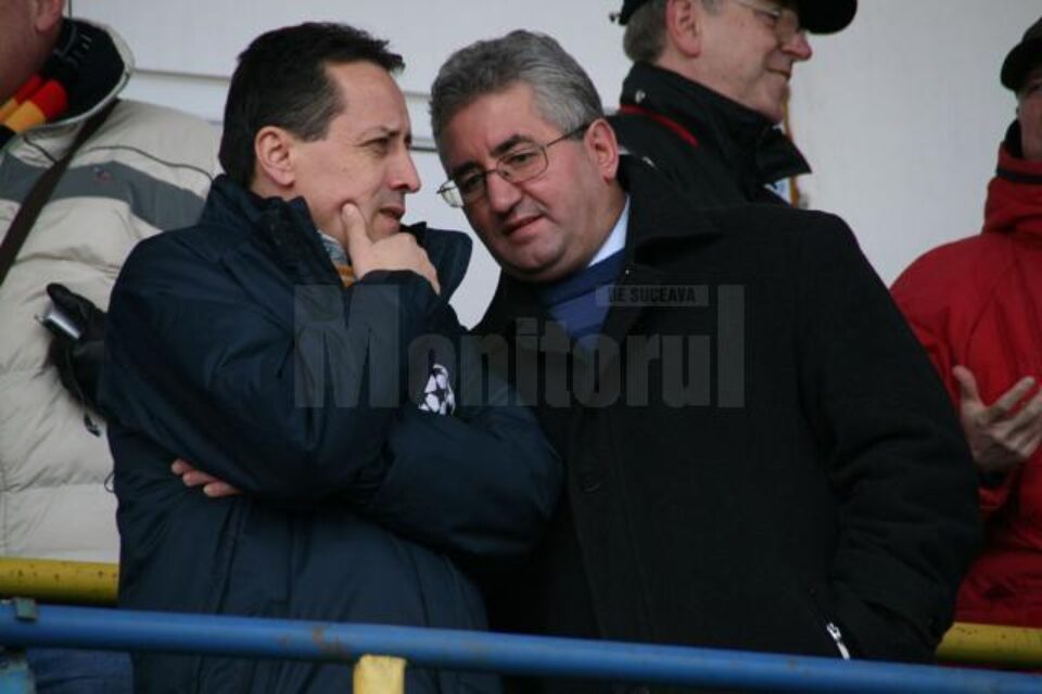 Un meci Rapid Suceava – Steaua București i-ar putea readuce la stadion împreună, după mulți ani, pe Dumitru Molodovan și primarul Ion Lungu Un meci Rapid Suceava – Steaua București i-ar putea readuce la stadion împreună, după mulți ani, pe Dumitru Molodovan și primarul Ion Lungu