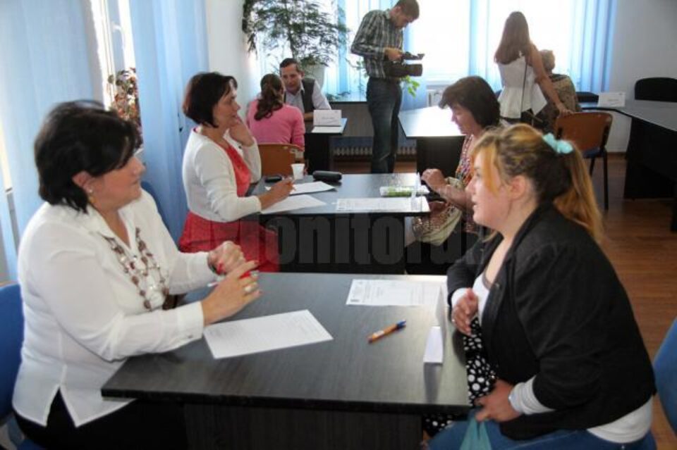 Angajatorii spun că au mare nevoie de forță de muncă în confecții și sunt dispuși inclusiv să califice la locul de muncă persoanele dornice să muncească