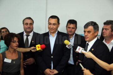 Victor Ponta a fost prezent la inaugurarea unei grădinițe noi din Dumbrăveni