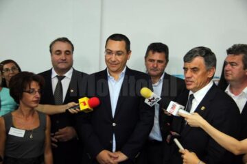 Victor Ponta a fost prezent la inaugurarea unei grădinițe noi din Dumbrăveni