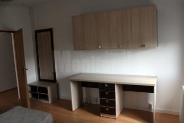 Universitatea a investit circa 100.000 de lei pentru mobilier nou
