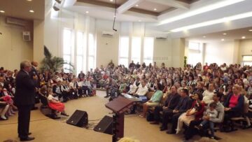 Primarul Ion Lungu a participat la deschiderea de an școlar la 11 unități de învățământ din toate cartierele Sucevei