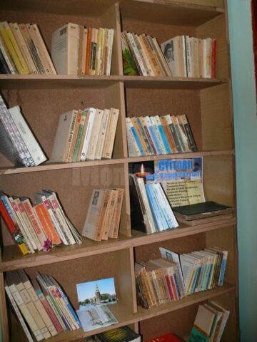 Biblioteca sătească „Mihai Leonte” și Muzeul Sătesc, inaugurate ieri în satul Petia