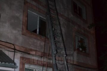 Explozie urmată de un incendiu, la o garsonieră din municipiul Suceava