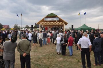 Prima ediție a Festivalului „Tradiții și legende bucovinene” a transformat comuna Horodnic de Sus în capitala Moldovei