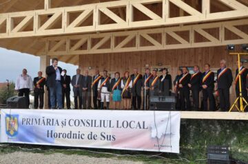 Festivalul „Tradiții și legende bucovinene” a transformat Horodnicul de Sus în capitala Moldovei