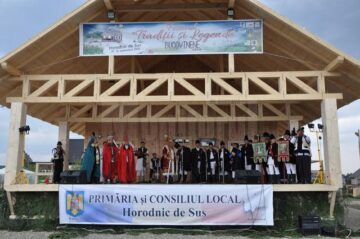Festivalul „Tradiții și legende bucovinene” a transformat Horodnicul de Sus în capitala Moldovei