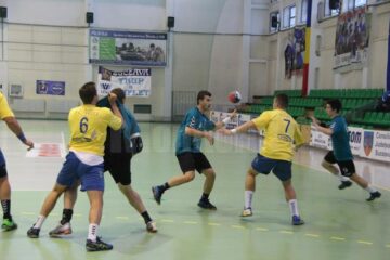Handbaliștii echipei a doua capătă experiență de la meci la meci