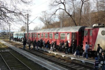 Patru trenuri sunt deviate prin Cacica, în intervalul 22 septembrie - 24 octombrie