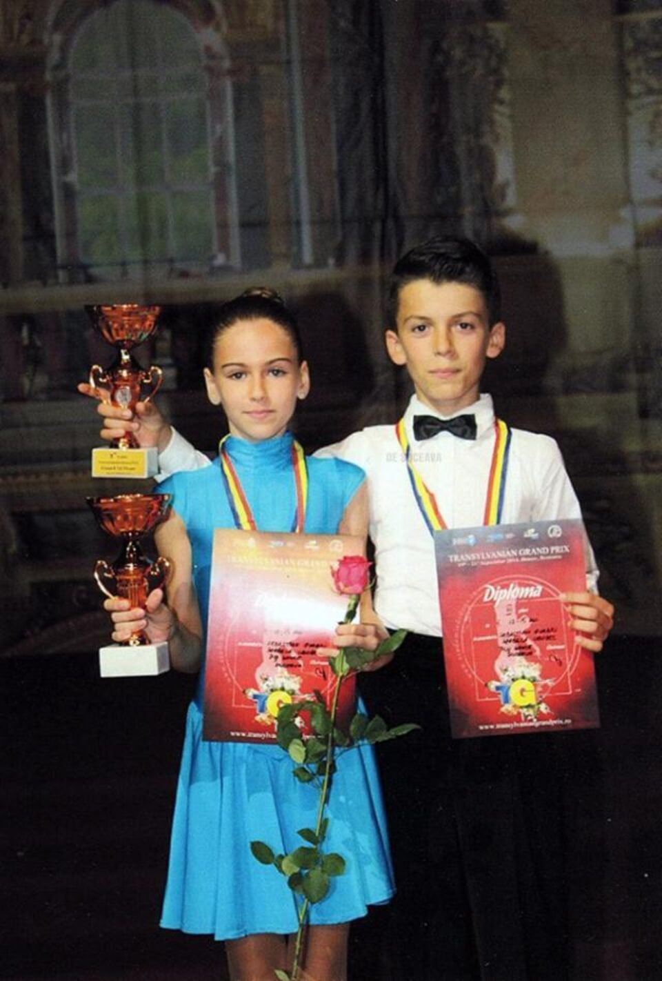Sebastian Zvarici și Isabella Ududec, clasa E, 12-15 ani, locul 3