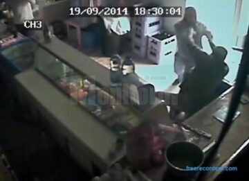 Întreaga agresiune a fost surprinsă de camerele de supraveghere video ale magazinului