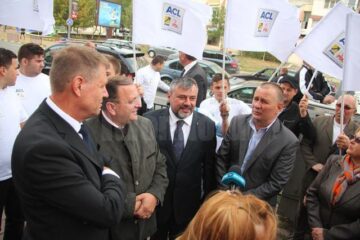 PDL și PNL Suceava sunt pregătite de o nouă revoluție a dreptei pentru „Klaus Iohannis președinte al României”
