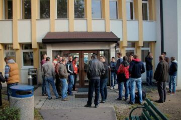 Prima zi de cazare a studenților în campusul Universității sucevene, fără îmbulzeală și nervi