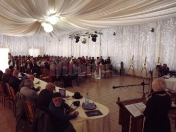 Sute de invitați la cea de-a 46-a ediție a Festivalului național de poezie „Nicolae Labiș”, cel mai longeviv concurs literar din țară